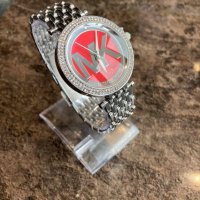 Дамски сребристи часовници Michael Kors, снимка 5 - Дамски - 26624833