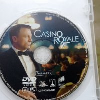 007 Казино Роял DVD , снимка 3 - DVD филми - 42446027