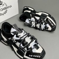 Дамски маратонки Dolce&Gabbana Реплика ААА+, снимка 2 - Маратонки - 37395681