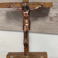 Дървен кръст разпятие Исус Христос, снимка 4 - Антикварни и старинни предмети - 44649360