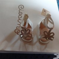Продавам нови официални бебешки  обувки, естествена кожа,made in Italy , снимка 1 - Бебешки обувки - 36756712
