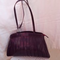 Елегантна Лилава чанта "belsac" , естесвена кожа с цип , снимка 6 - Чанти - 30555805