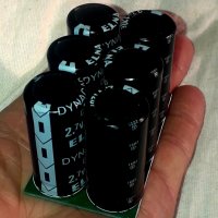 Акумулаторна батерия от супер кондензатори шест броя по 120 фарада сумарен капацитет на батерията 20, снимка 1 - Други стоки за дома - 35524949