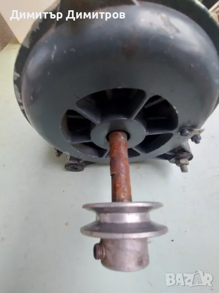 Продавам електромотор от пералня Перла 05, снимка 1