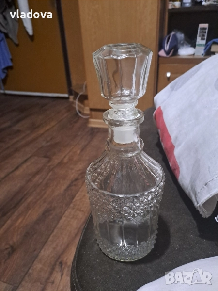 Стъклено ретро шише за алкохол 0,700 л, снимка 1