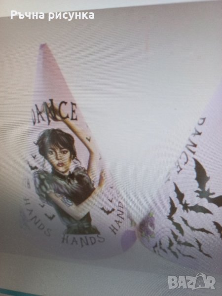 Картонена шапка Wednesday,цена за брой 0.50ст, снимка 1