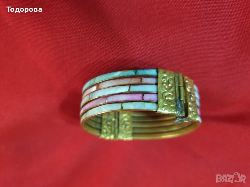 Гривна от бронз и цветен седеф, снимка 1