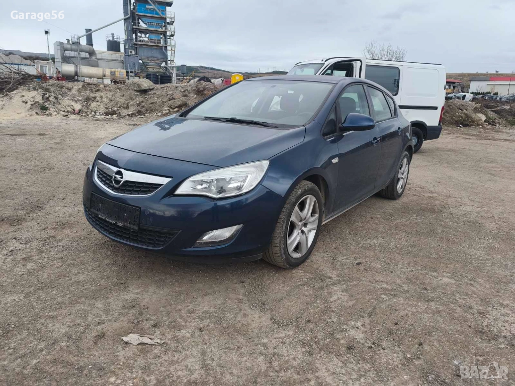 Opel Astra J 1.7 110, снимка 1