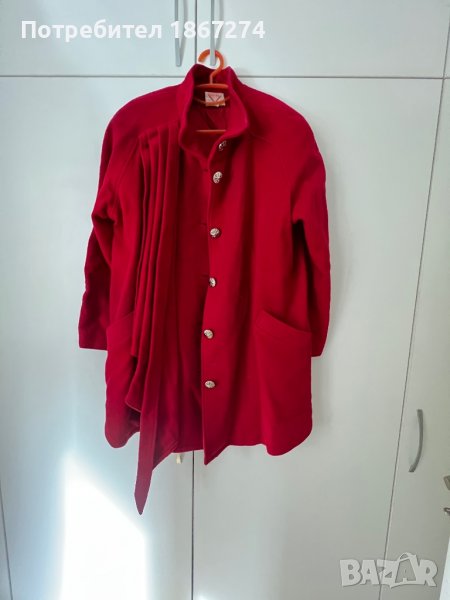 Червена пелерина, снимка 1