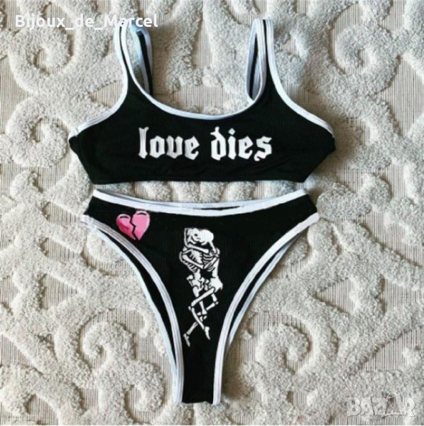 Бански Love Dies - S M L размери, снимка 1