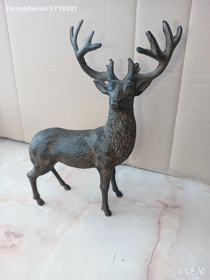 Чугунена фигура- елен, снимка 1