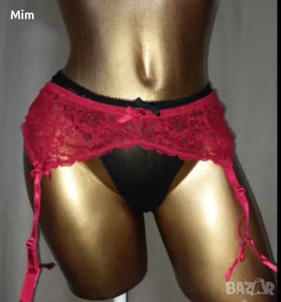 М Червен дантелен колан с жартиери за чорапи , снимка 1