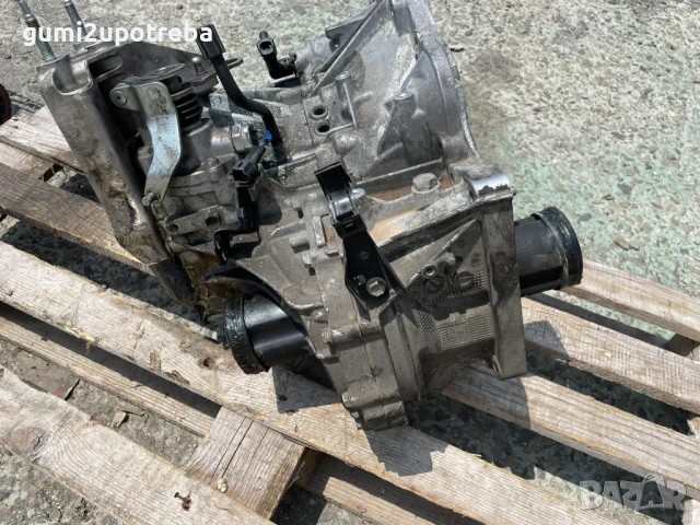 Ръчна Скоростна Кутия SUZUKI SX4 S-Cross JY 2018 1.0 Турбо, снимка 4 - Части - 50742005