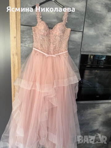 Продавам балната си рокля, снимка 2 - Рокли - 52926842