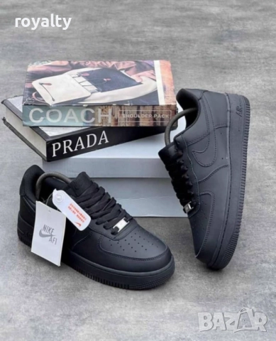 Nike Air Force 1 Черни Дамски Маратонки 