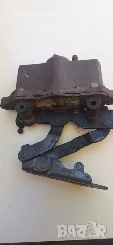 Панта преден капак Mercedes W212, снимка 2 - Части - 54243461