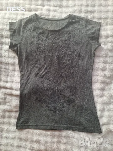 Дамска Тениска S/M Сива - Като Нова - 5€