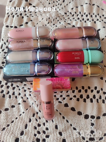 гланц за устни 