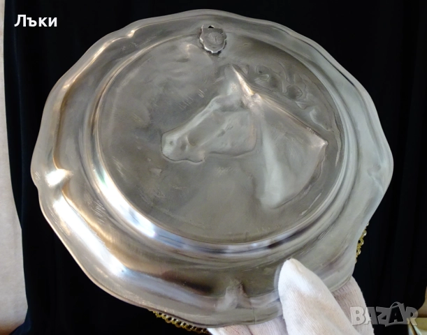 Калаена чиния,пано,глава на Кон,680 гр. , снимка 2 - Антикварни и старинни предмети - 51990267