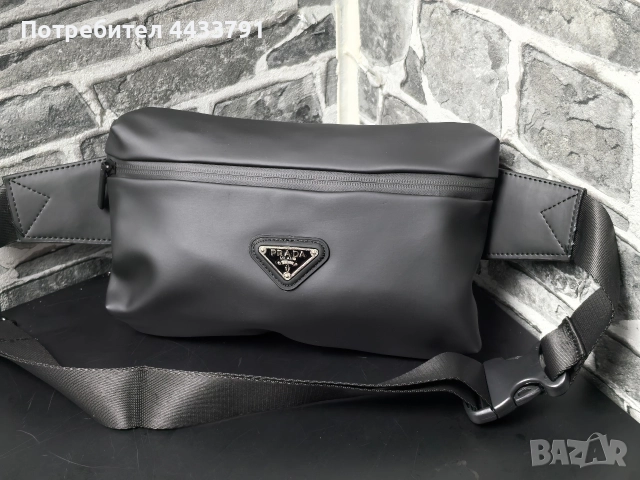 Prada чанта тип банан , снимка 4 - Чанти - 52826559
