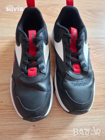 Детски маратонки Reebok, снимка 4 - Детски обувки - 56241562