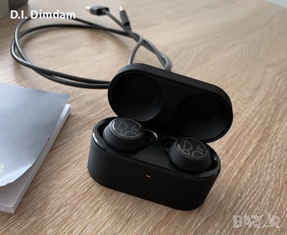 Слушалки Bang & Olufsen Beoplay E8 Sport Bluetooth , снимка 4 - Bluetooth слушалки - 39291858