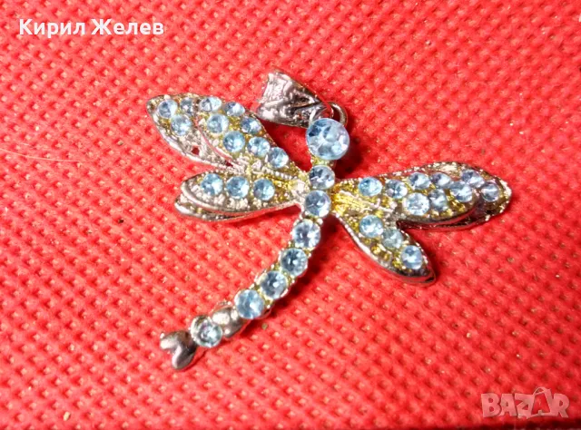 ПРЕКРАСЕН ФИГУРАЛЕН СРЕБРИСТ МЕДАЛЬОН ВОДНО КОНЧЕ с ИСКРЯЩИ СИНИ КРИСТАЛЧЕТА АРТ ВИСУЛКА 39770