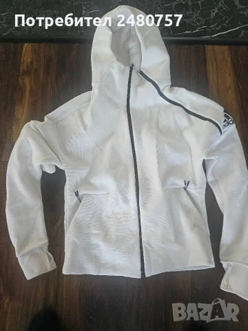 Суичър Адидас , снимка 4 - Спортни екипи - 53304747