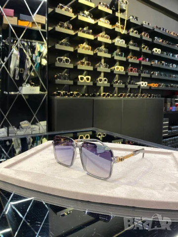 очила с черен обикновен калъф и ув защита chanel versace, снимка 8 - Слънчеви и диоптрични очила - 51410554