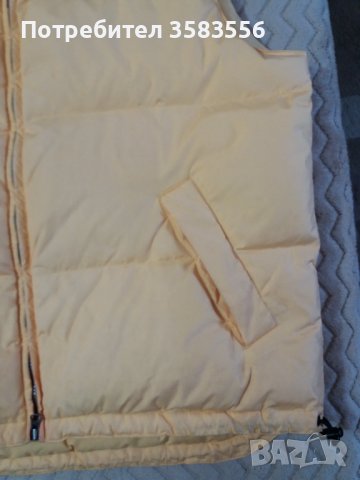 Зимен   пухен  елек  Tommy   Hilfiger.    Почти нов .  Перфектно състояние.  Размер  XL . , снимка 14 - Якета - 39107038