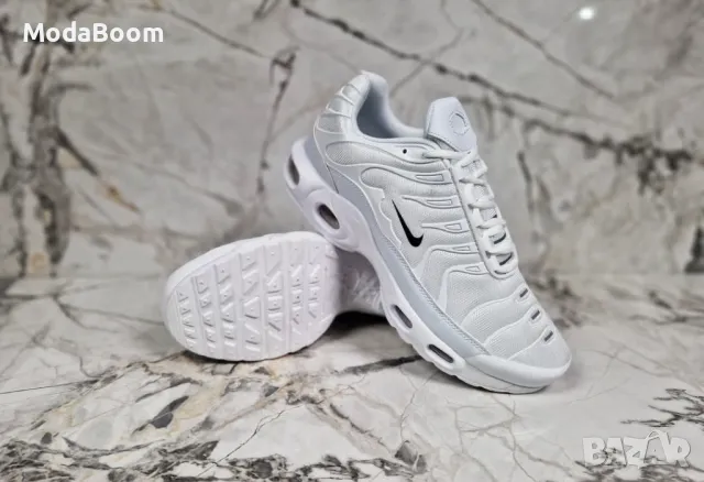 Nike бели мъжки маратонки , снимка 4 - Маратонки - 48651946