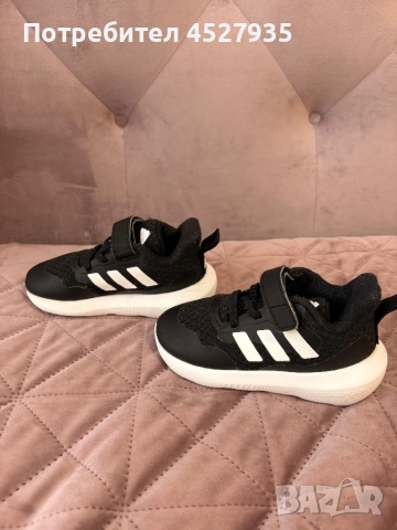 Маратонки Адидас 25 номер , снимка 5 - Детски маратонки - 52686458