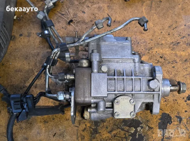 Голф 1.9 Горивна помпа(ГНП), снимка 2 - Части - 48454581