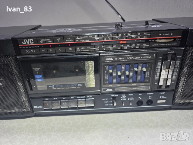 Радиокасетофон JVC PC-30, снимка 2 - Радиокасетофони, транзистори - 53048323