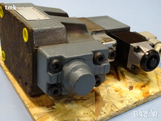 хидравличен разпределител Rexroth 4 WEH 16 D50/6AW110-50NES2Z4, снимка 9 - Резервни части за машини - 37052879
