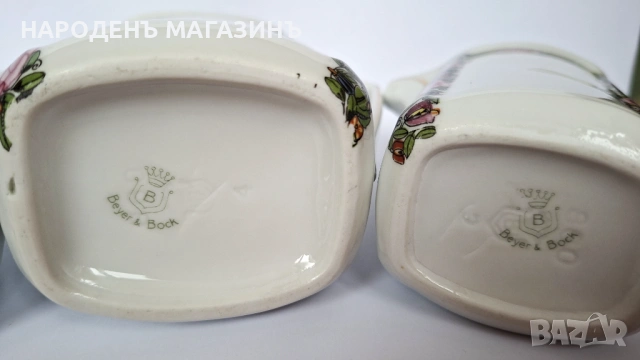 1931 г. Beyer & Bock - Нимски порцелан Комплект две кани кана латиера сервиз цветя, снимка 13 - Други ценни предмети - 53357945