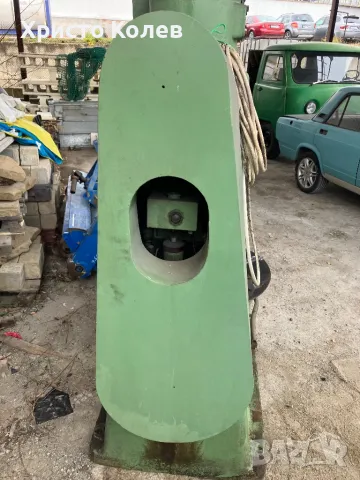 Продавам ковашки пневматичен чук, сила на удар 150t, снимка 6 - Други машини и части - 49823597