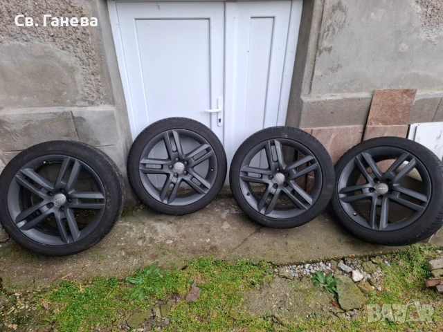 Оригинални джанти с летни гуми R19 за Ауди