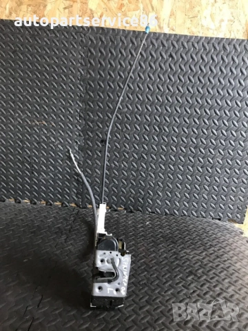 Заключващ механизъм за предна лява врата за Mercedes W906 Sprinter (2008) A9067201435