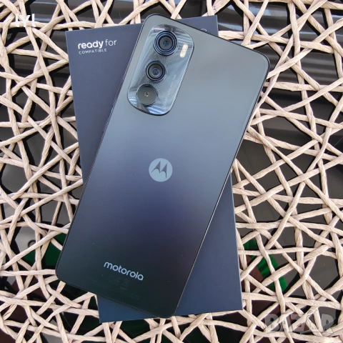 Motorola Edge 30 в гаранция, снимка 2 - Motorola - 54338650