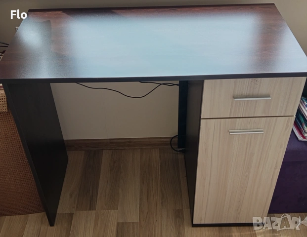 Трикрилен гардероб, бюро и легло, снимка 3 - Мебели за детската стая - 54184690