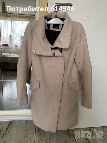 Палто Bershka, снимка 2 - Палта, манта - 38978942