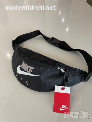 чанта банан Nike код 24, снимка 1 - Чанти - 38833472