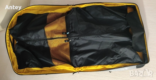 Чанта-гардероб LUFTHANSA Holiday Collection, снимка 13 - Чанти - 51544294