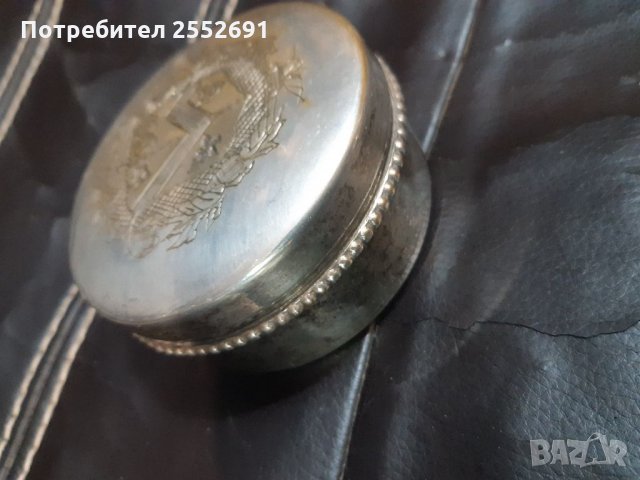 Посребрена кутия , снимка 2 - Антикварни и старинни предмети - 35142929