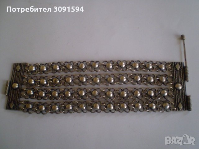 старинна българска  Възрожденска ръчно изработена гривна ентришия, снимка 3 - Антикварни и старинни предмети - 34552004