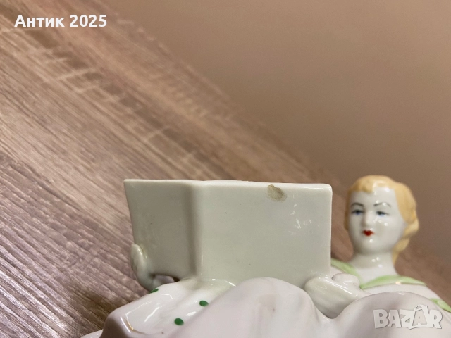 Статуетка „Първа книга“, снимка 5 - Антикварни и старинни предмети - 52410516