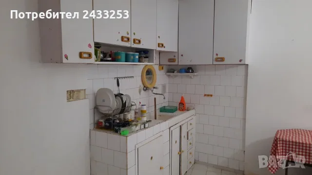 Къща с двор под наем, снимка 9 - Къщи - 56457674