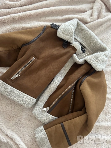 Дамско велурено яке Zara