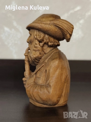 Малка ръчно изработена дървена фигура Цена 70 лв., снимка 2 - Декорация за дома - 51449535